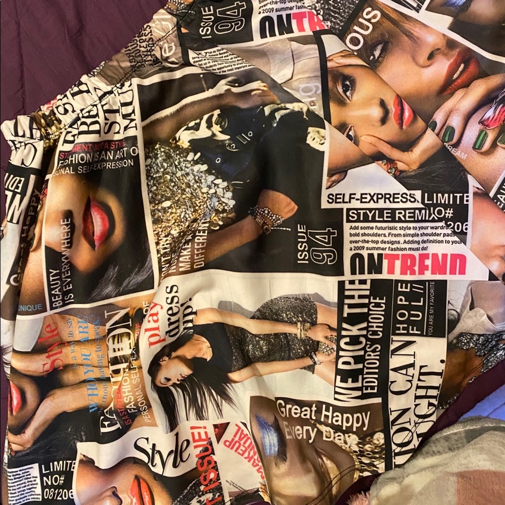 Magazine Expression Skirt